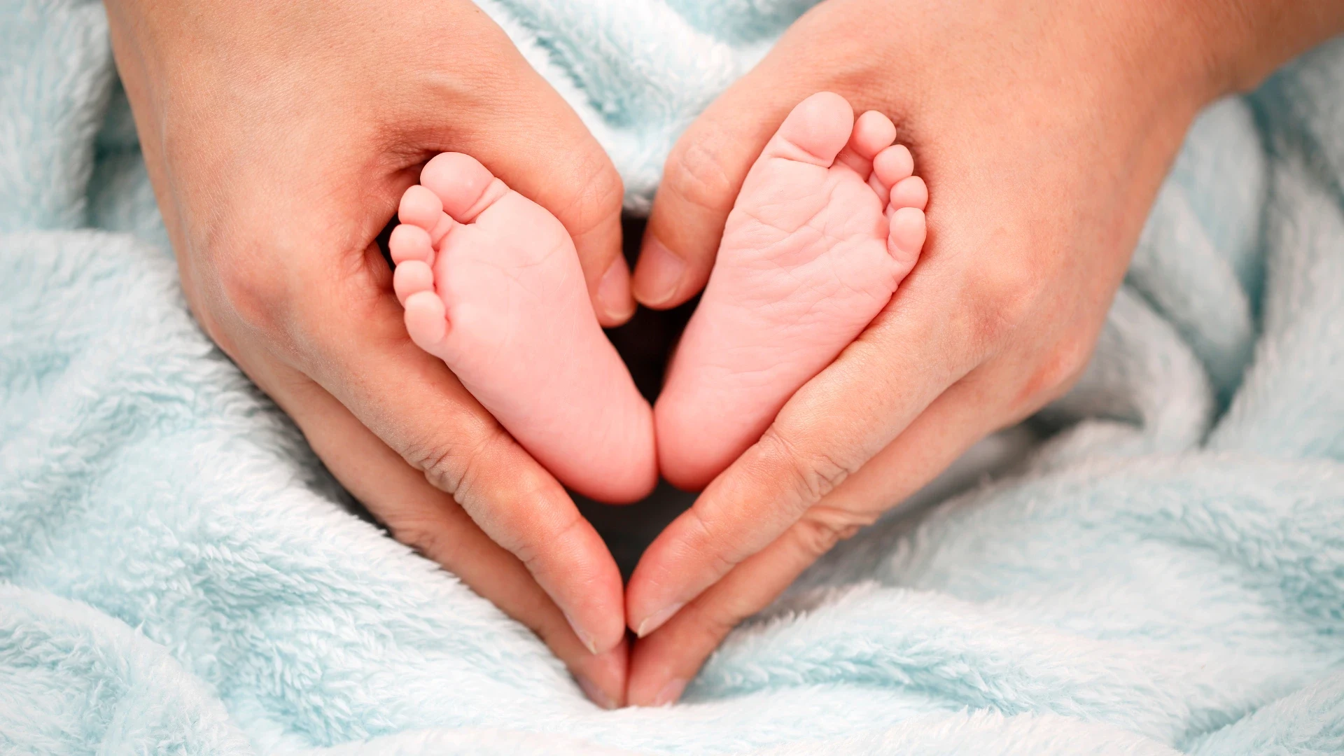 Critical Legal Steps for Giving Birth in Indonesia as a Foreigner: Avoid Costly Mistakes in 2026