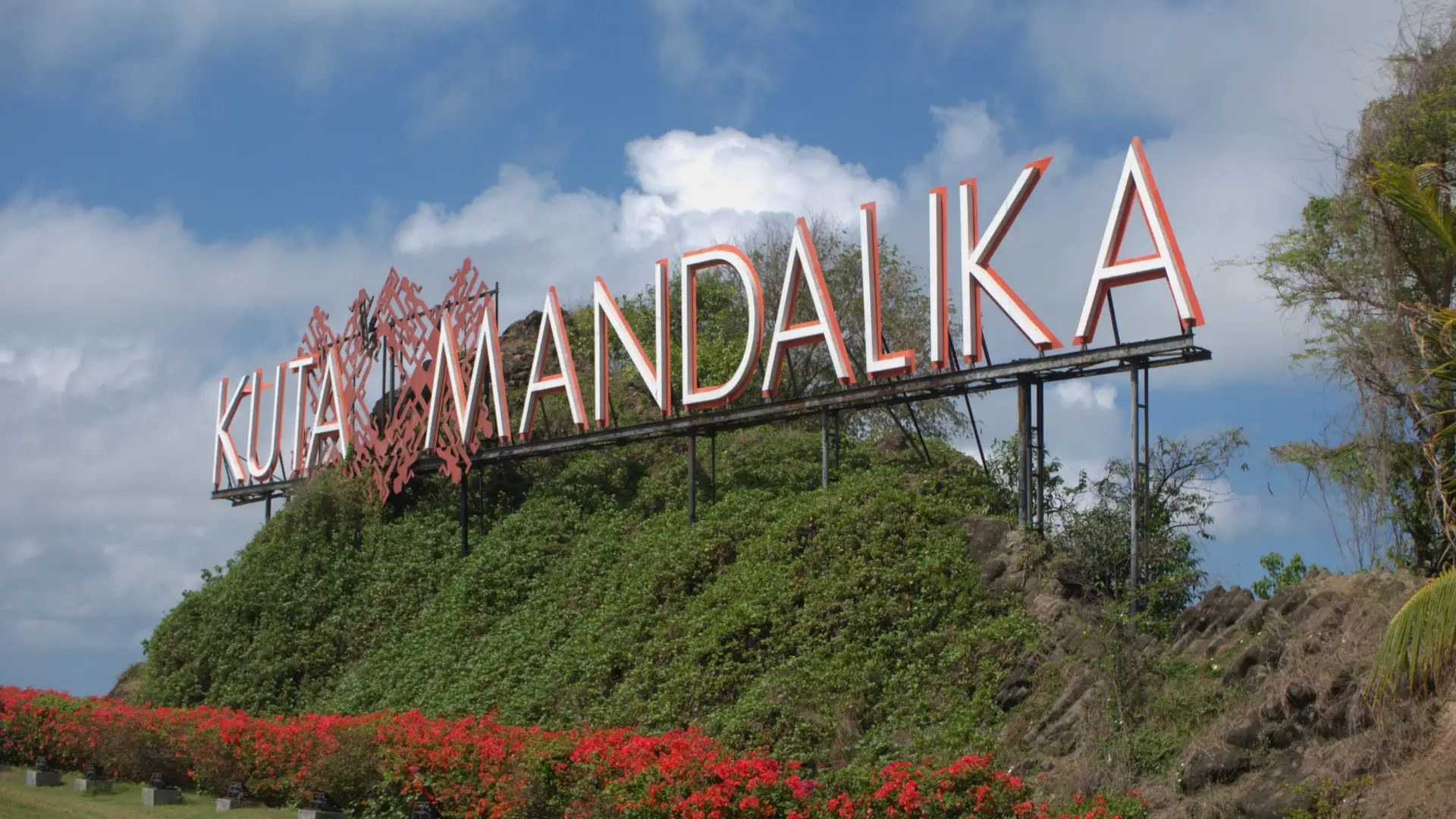 How to Start Lombok Residency in 2026: Visa, Residency, and Legal Requirements for Foreigners